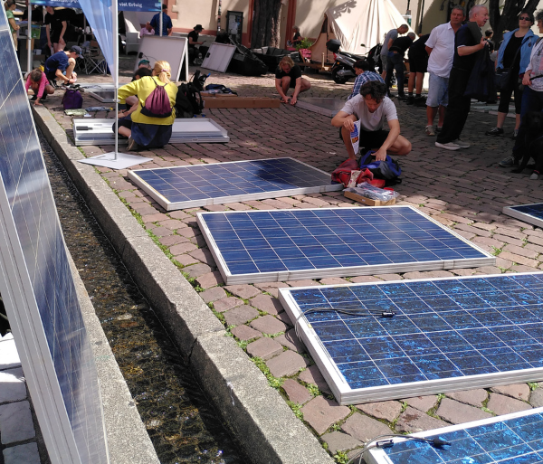 Einladung zum Balkonsolar-Workshop für die Bewohner der Denzlinger Str. 18-30 in Freiburg